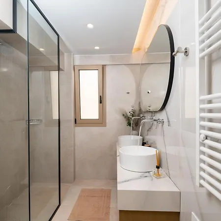 Azura Mar, Seaview Premium With Heated Mini Pool And Private Parking Rethymnon