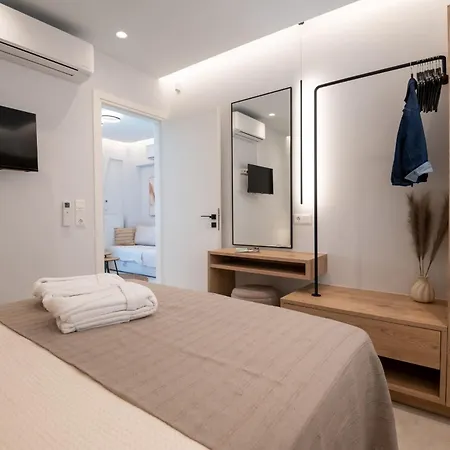 Azura Mar, Seaview Premium With Heated Mini Pool And Private Parking Rethymnon