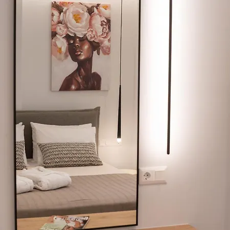 Azura Mar, Seaview Premium With Heated Mini Pool And Private Parking Apartament Rethymnon