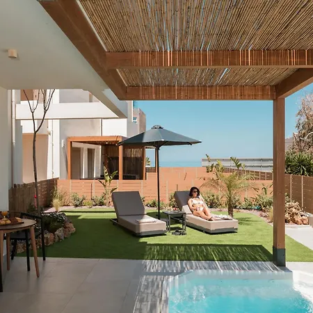 Azura Mar, Seaview Premium With Heated Mini Pool And Private Parking * Rethymnon