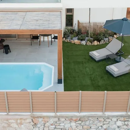 Azura Mar, Seaview Premium With Heated Mini Pool And Private Parking * Rethymnon